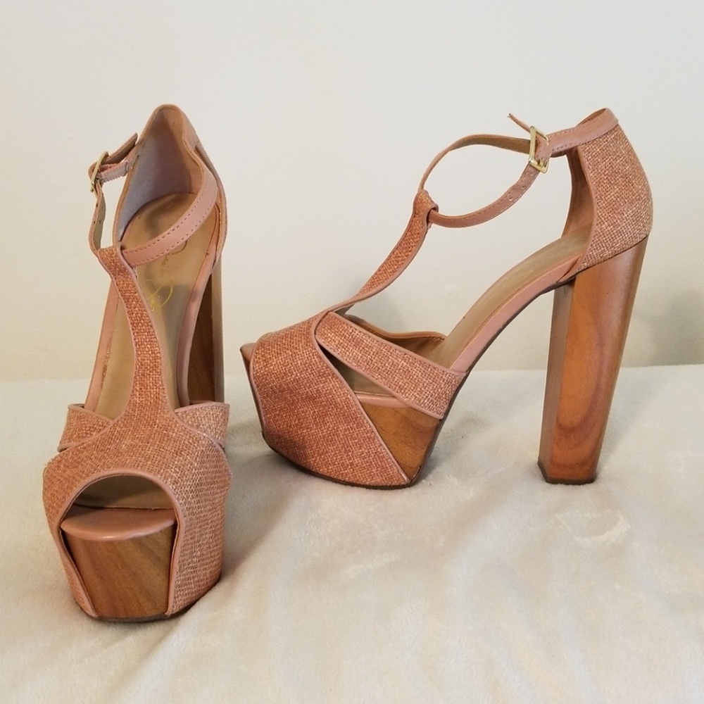 Jessica Simpson Dany t-strap platform